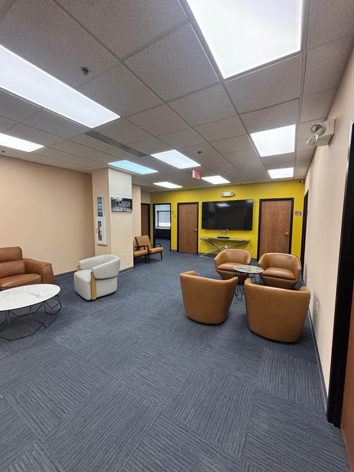 Business Lounge & Networking Area